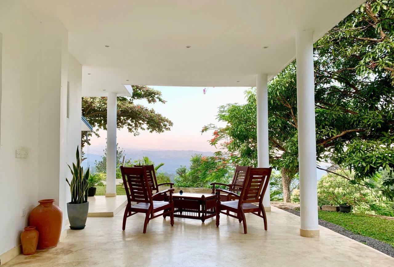 Amandari Holiday Villa Gelioya Exterior photo